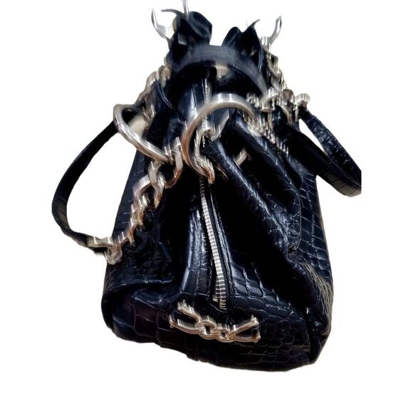 Isabella Adam's Handbag   - Picture 2 of 8